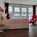 Luxus Studio in Bestlage